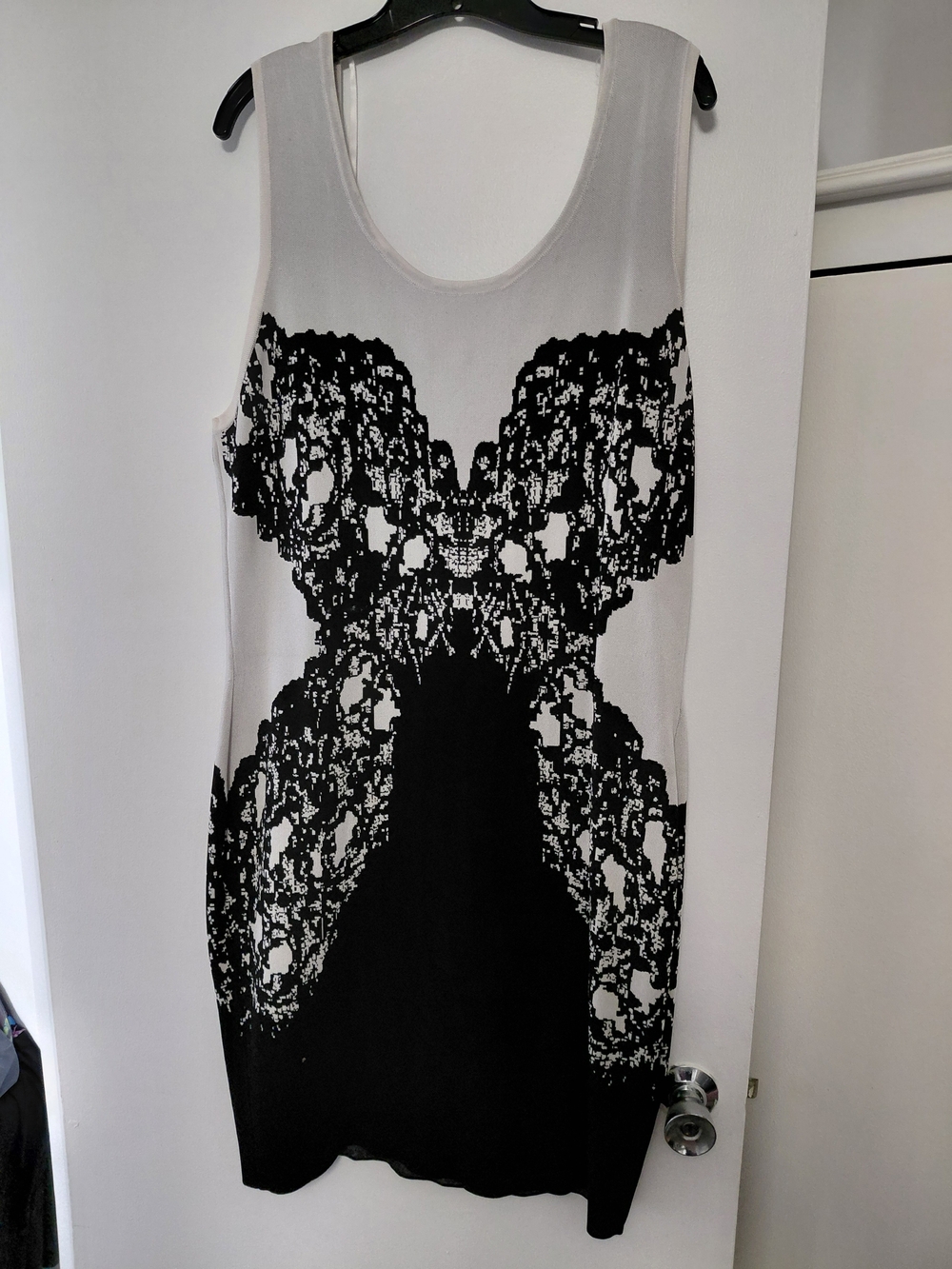 Lane Bryant Black and White Lace-Print Shift Dress